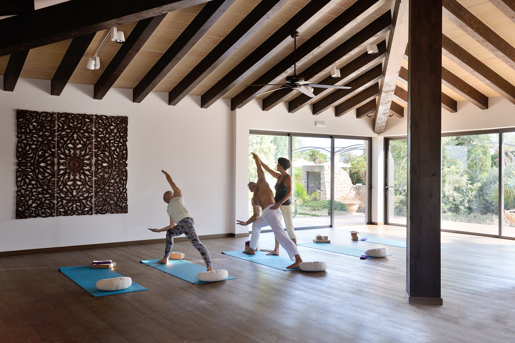 Yoga practise in the studio at Cal Reiet